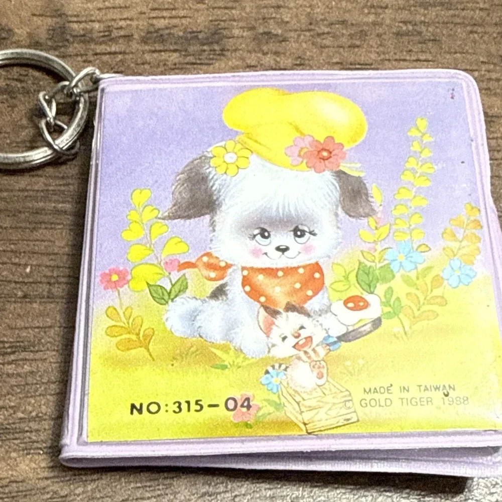 Vintage Gold Tiger Mirror Pencil Notebook Keychain 80s Puppy Dog 1988‎